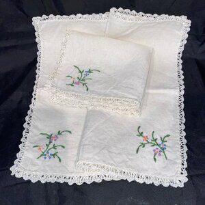 Vintage Embroidered Dinner Napkins, Lot of 3